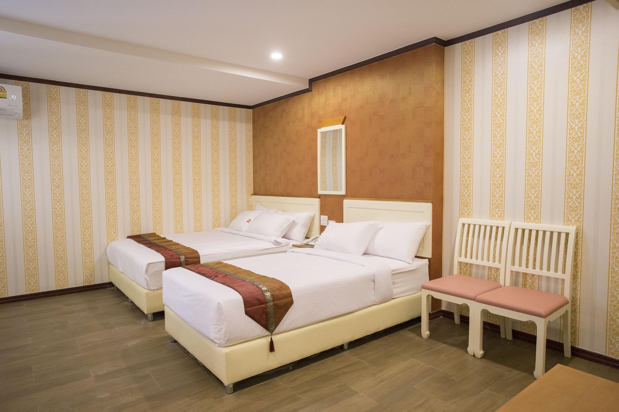 J&Y Hotel Latphrao 35 Bangkok Dış mekan fotoğraf
