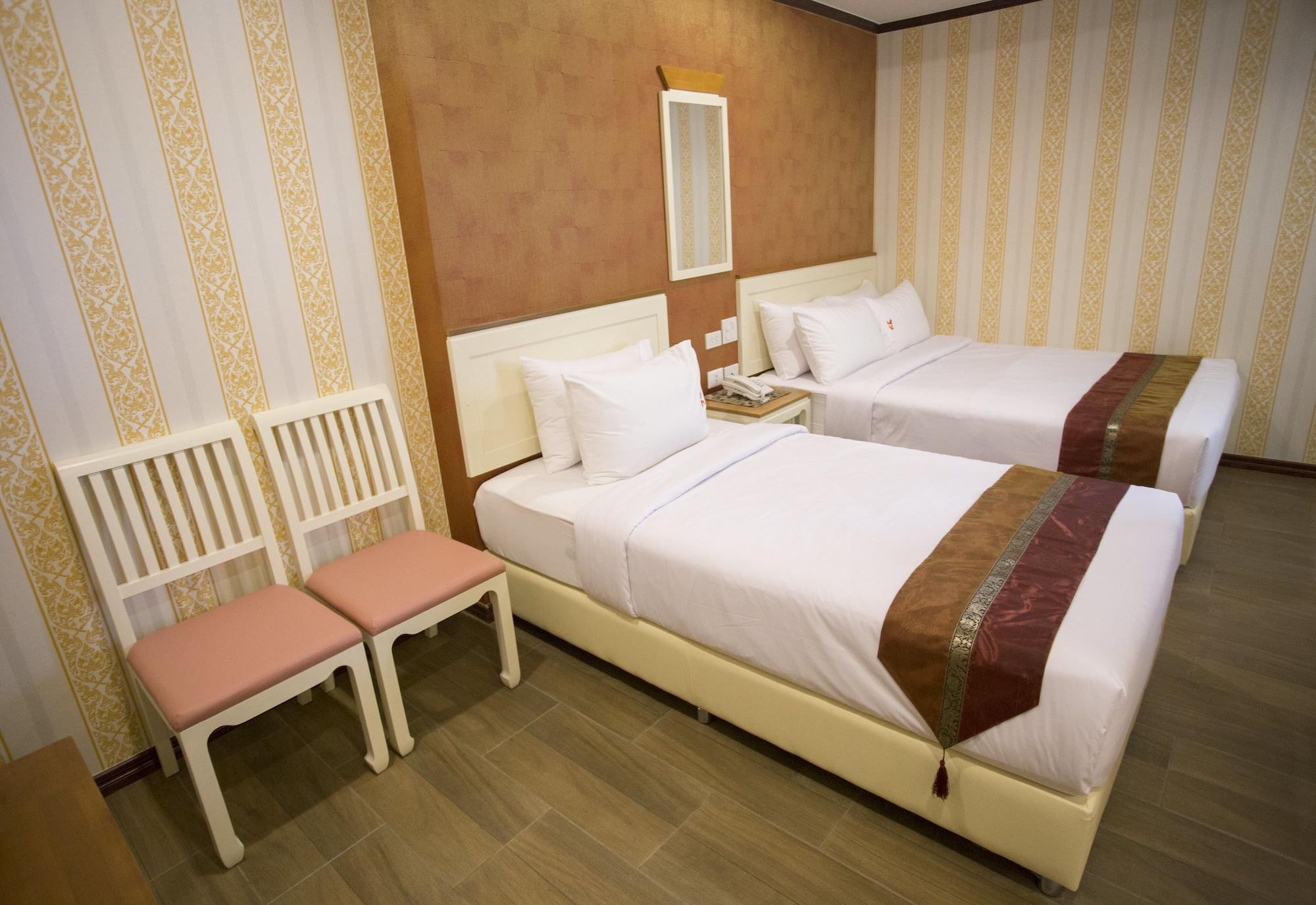 J&Y Hotel Latphrao 35 Bangkok Dış mekan fotoğraf