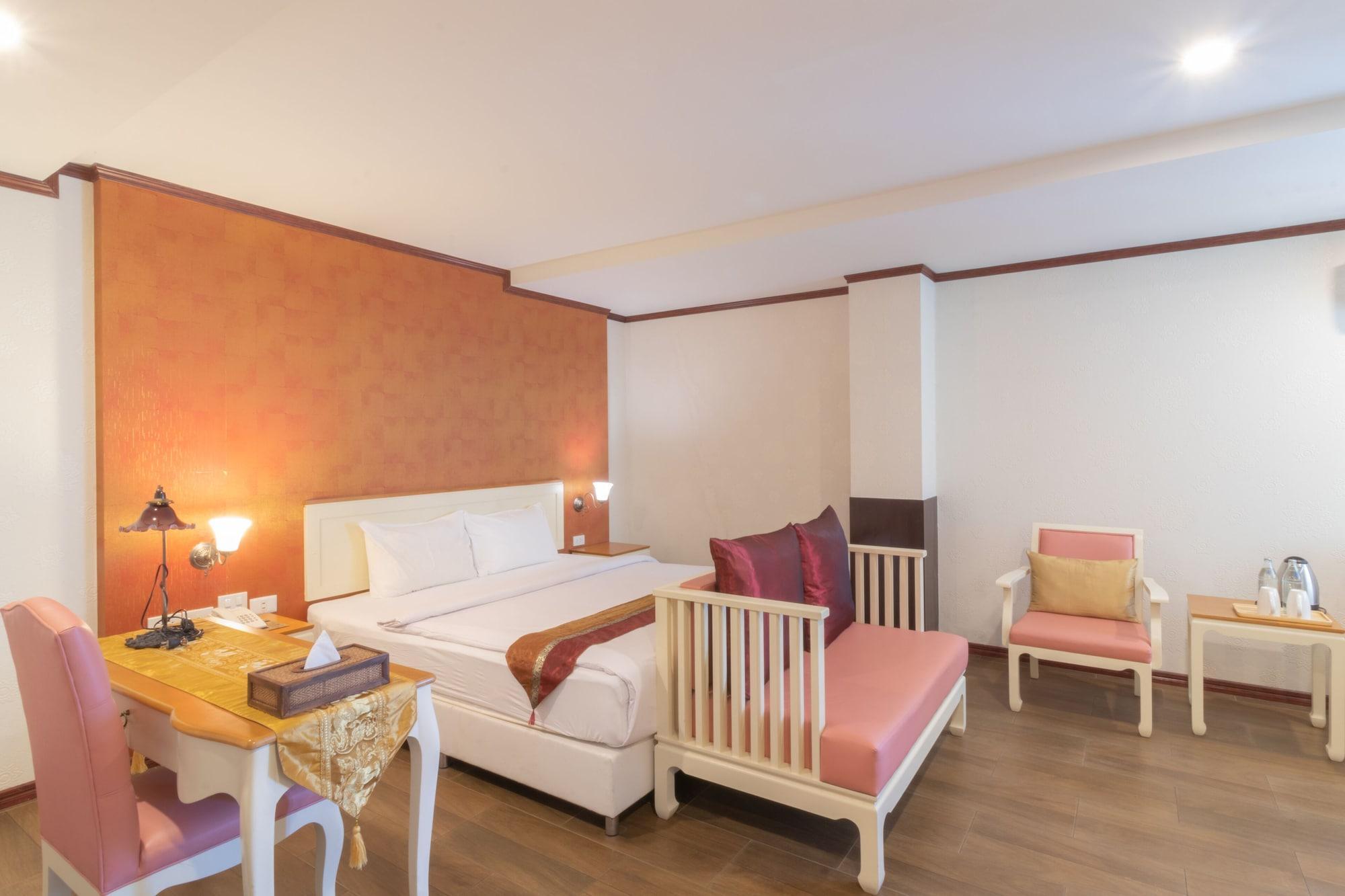 J&Y Hotel Latphrao 35 Bangkok Dış mekan fotoğraf